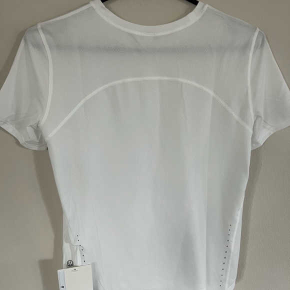 Lululemon High-Neck Running and Training T-Shirt - Picture 4 of 6